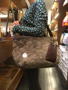 ファーバッグ１